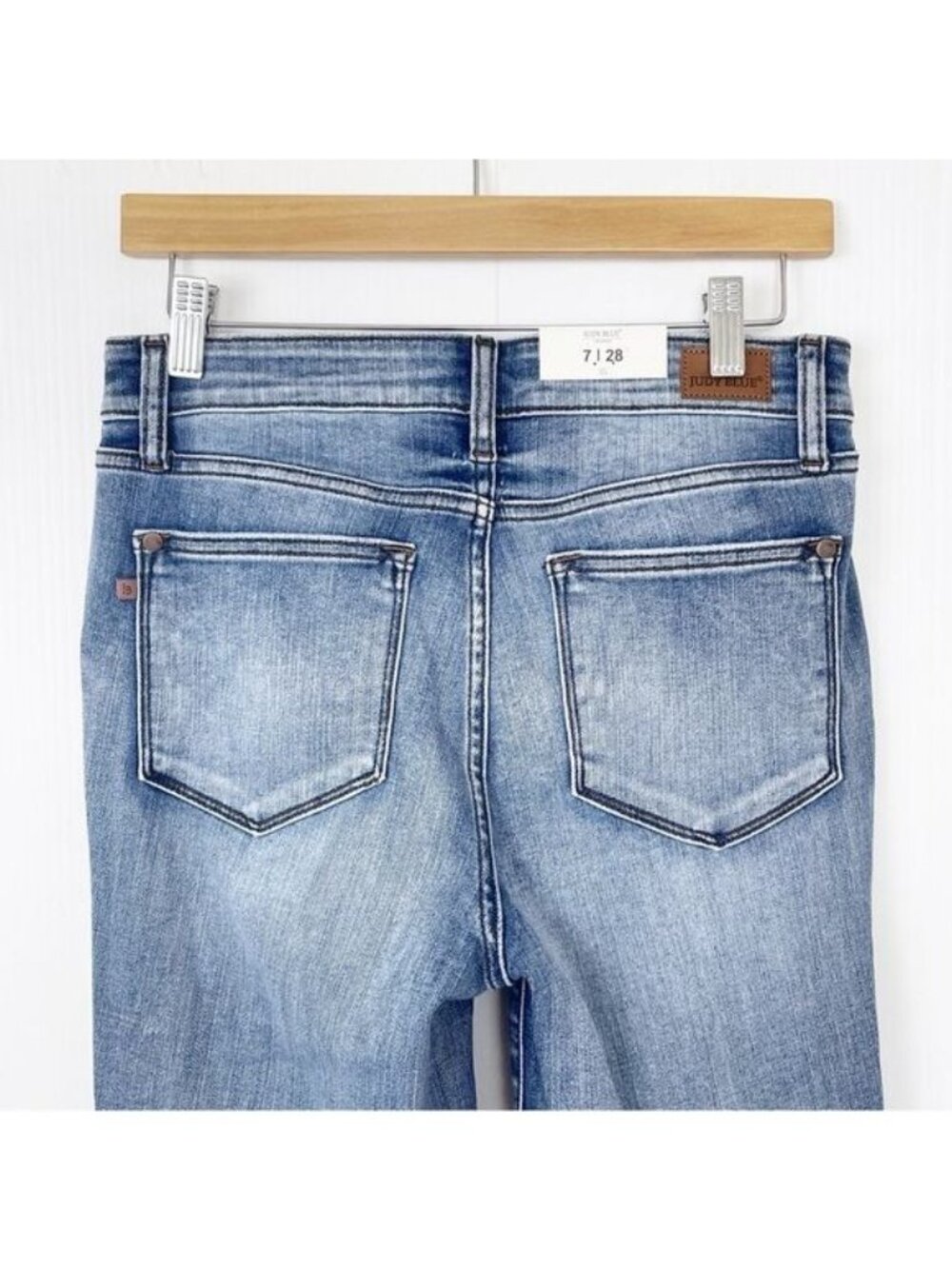 Judy Blue Mid Rise Cuffed Skinny Jeans 28 New - Picture 5 of 9